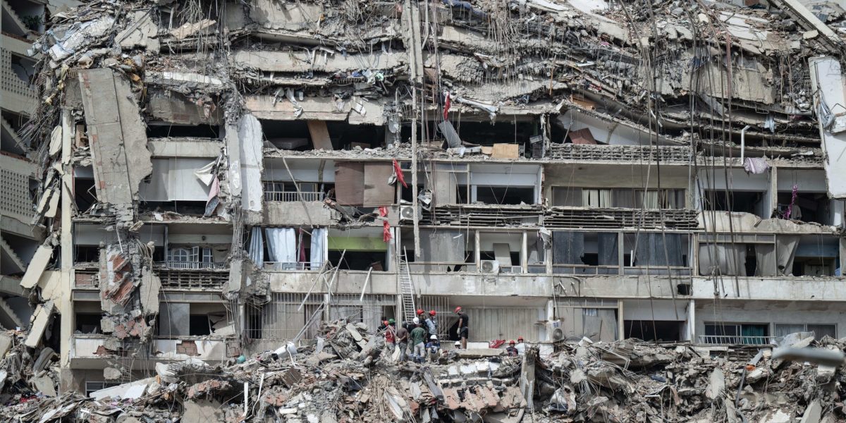 Fetiță, 32 de ore sub dărâmături în Venezuela