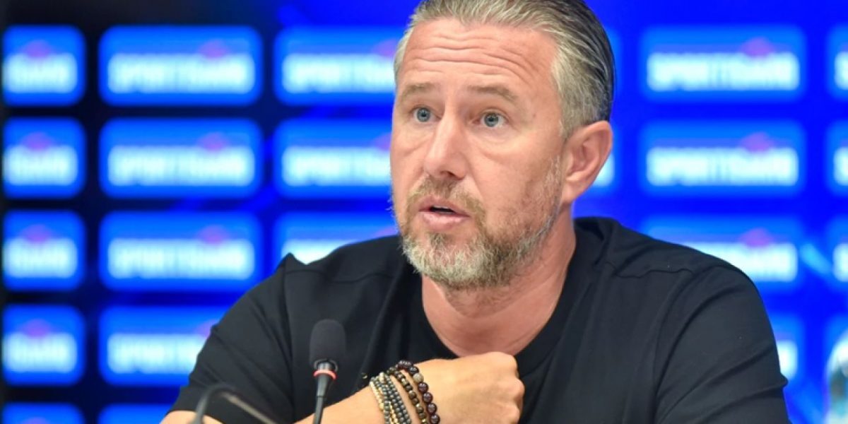 Reghecampf, lovit crunt: Decizia FIFA, vis românesc spulberat