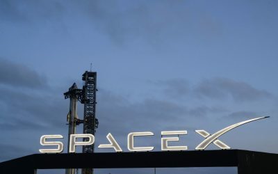 Musk transformă Luna în fabrică de sateliți SpaceX