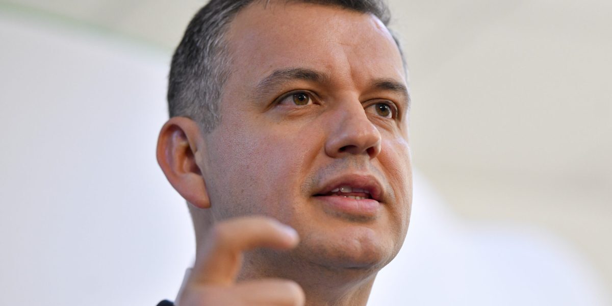 Președintele desemnează mâine candidat dacă are majoritate solidă