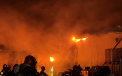 Incendiu hală Sector 1 București: Pompieri în acțiune, RO-Alert emis