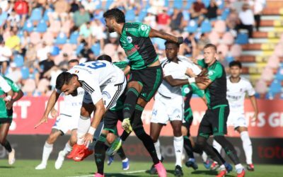 Botoșani, Corvinul 0-0: Remiză albă, oaspeții cu roșu