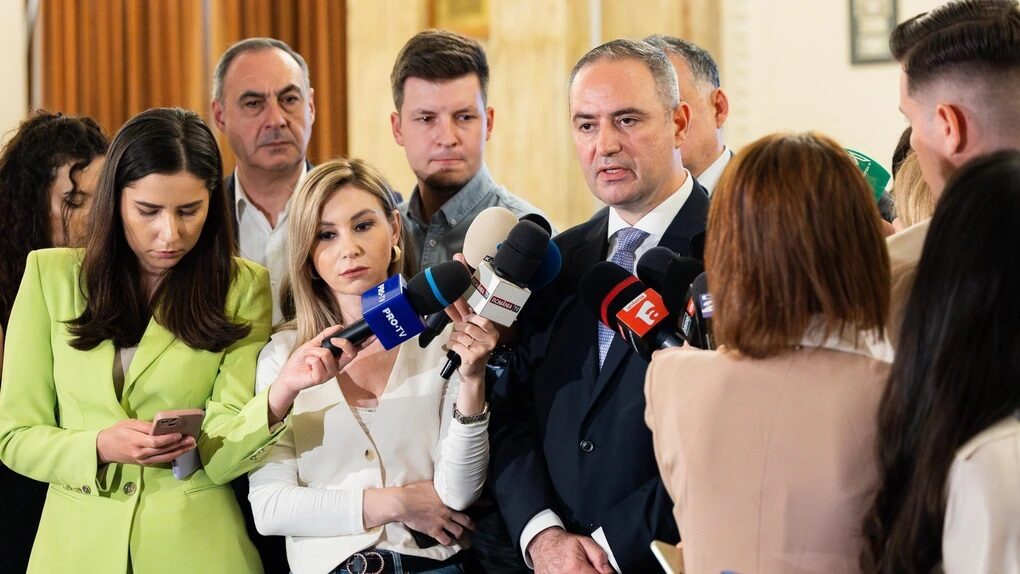 România evită FMI: Nazare, răgaz limitat de Moody’s