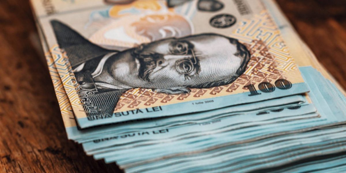 Om de afaceri trimis în judecată după ce nu a plătit timp de doi ani contribuţiile la sănătate şi pensii pentru zeci de angajaţi