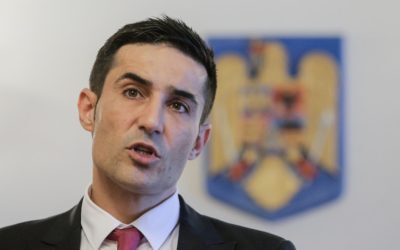 Manda către Bolojan: Sacrificiu cerut, plecați