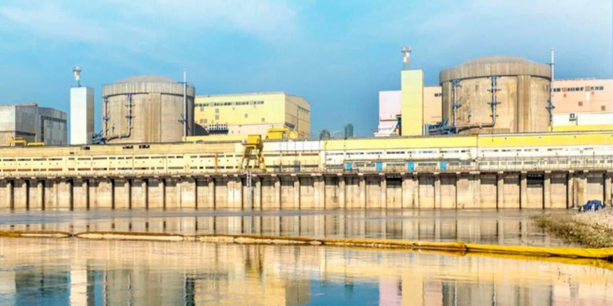 Cernavodă: Reactorul 2, pe tușă. Directorul explică
