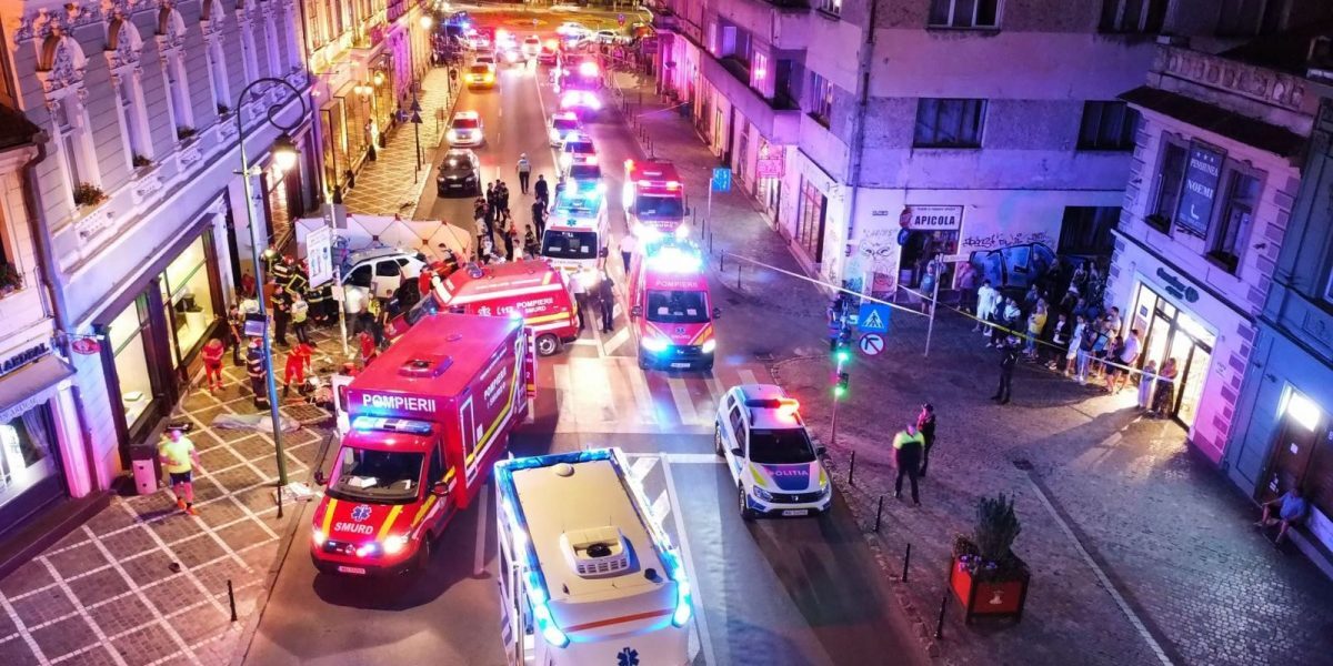 Tragedie pe trotuar: Doi pietoni uciși de o mașină