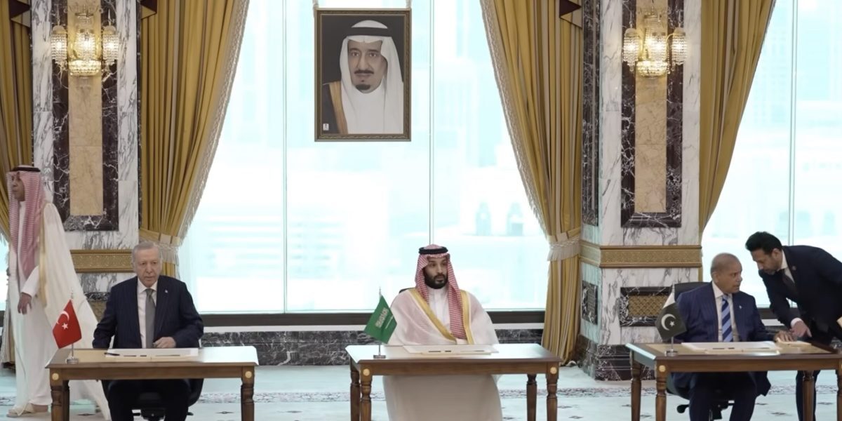 Arabia Saudită, Turcia, Pakistan: Acord militar, fără arme nucleare