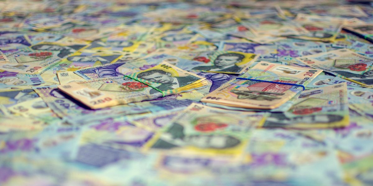 România împrumută bani: Dobânzi la 1, 3 și 5 ani