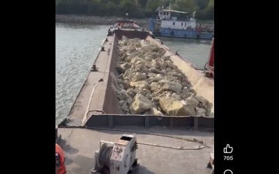 Dunărea a înghițit barje: Imagini cutremurătoare din adâncuri