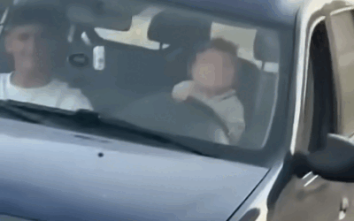 Vrancea: Bebeluș de 11 luni la volan, polițiștii fac dosar penal