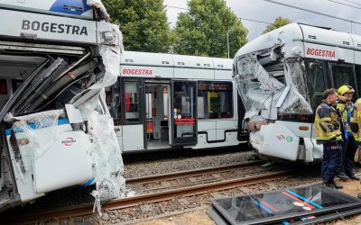 Două tramvaie s-au ciocnit în Germania. 25 de răniți, 10 în stare gravă