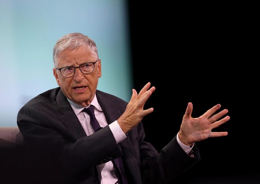 Gates: Taxe pe AI și locuri de muncă doar pentru oameni