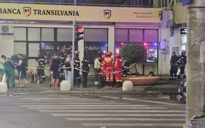 Incendiu în blocul din București: 20 de locatari, evacuați Rapid