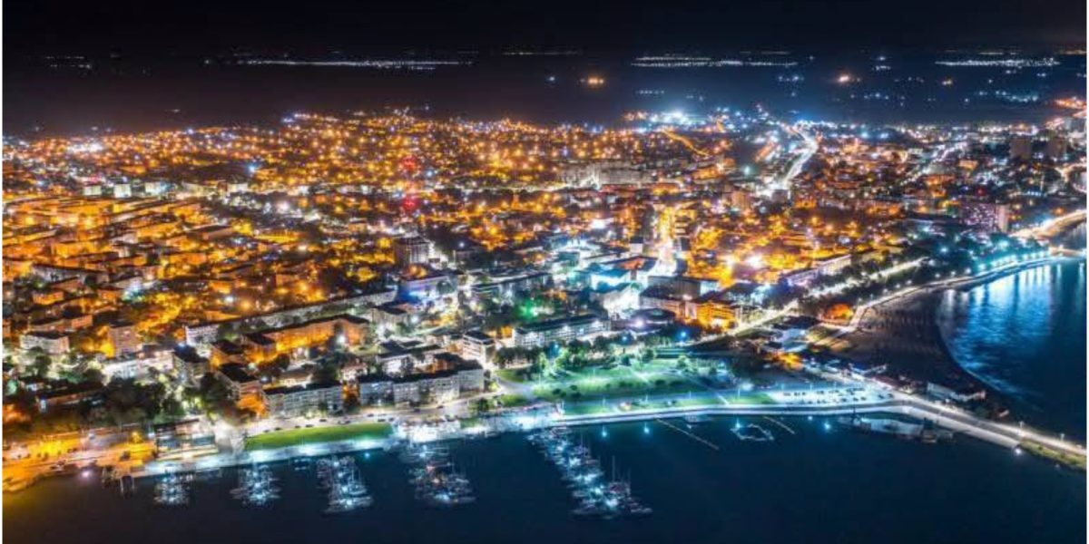 Mangalia: Lumini aprinse la maxim pe litoral vara aceasta