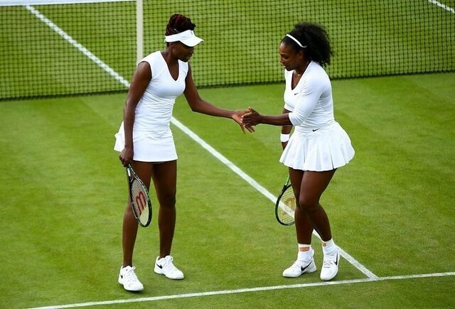 Williams revin la US Open la dublu
