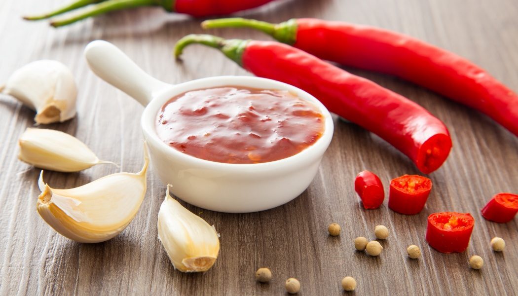 Nutriționiștii aleg sosul picant: Puține calorii, dar un mare „dar”