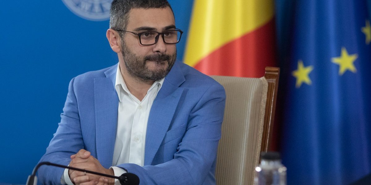 PSD, explică vila de lux a lui Manole la Mykonos cu judecător CCR