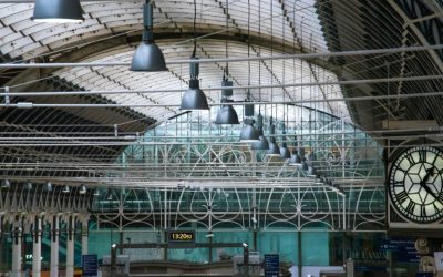 Haos feroviar la Londra: Incendiu blochează trenurile spre Heathrow
