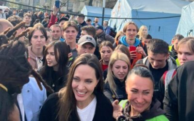 Jolie la Harkov: Vizită surpriză la un club de box ucrainean