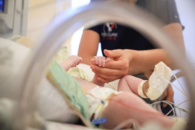 Primul RMN neonatal în România, la Spitalul Marie Curie București
