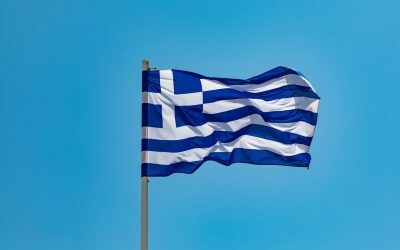 Grecia dă salarii, pensii și scutiri de impozite