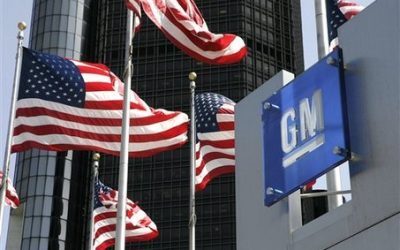 GM, Ford: Război pe noi fronturi, de la armată la energie, după miliarde pierdute