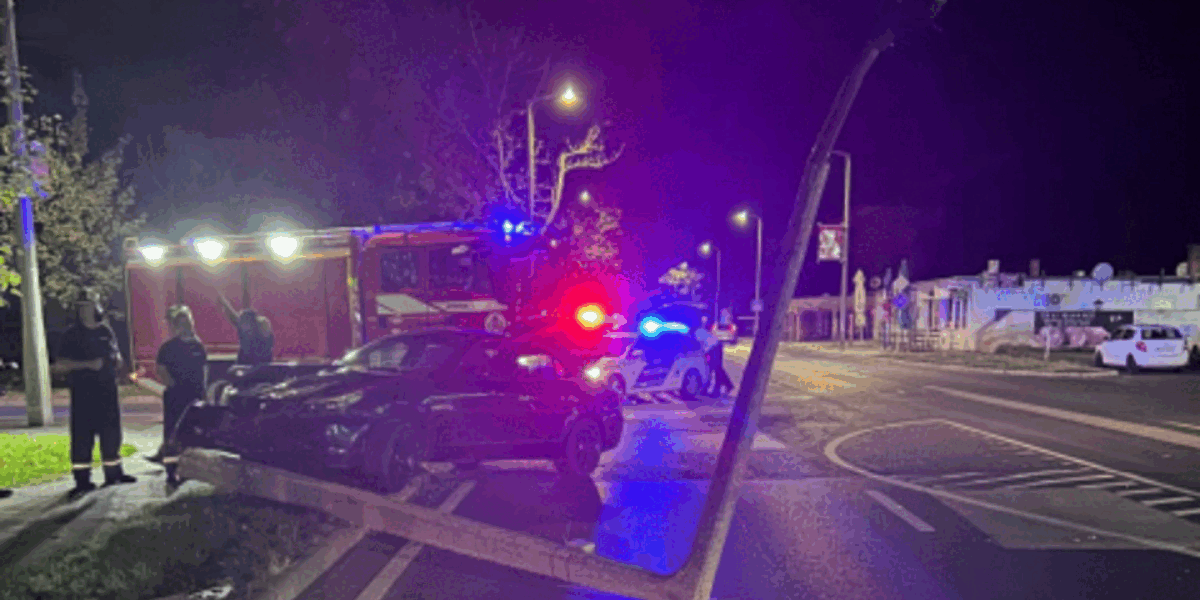 Accident grav la Nagykanizsa: Mașină izbită de un stâlp