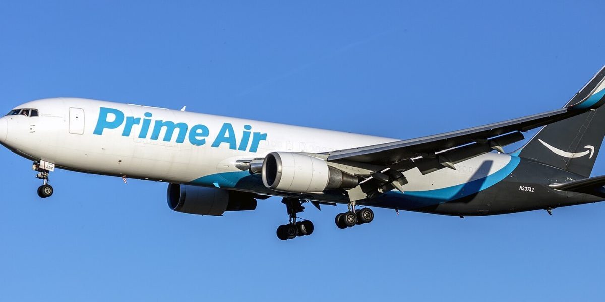 Moarte groaznică la Miami: Avion Amazon, incendiu și 5 morți