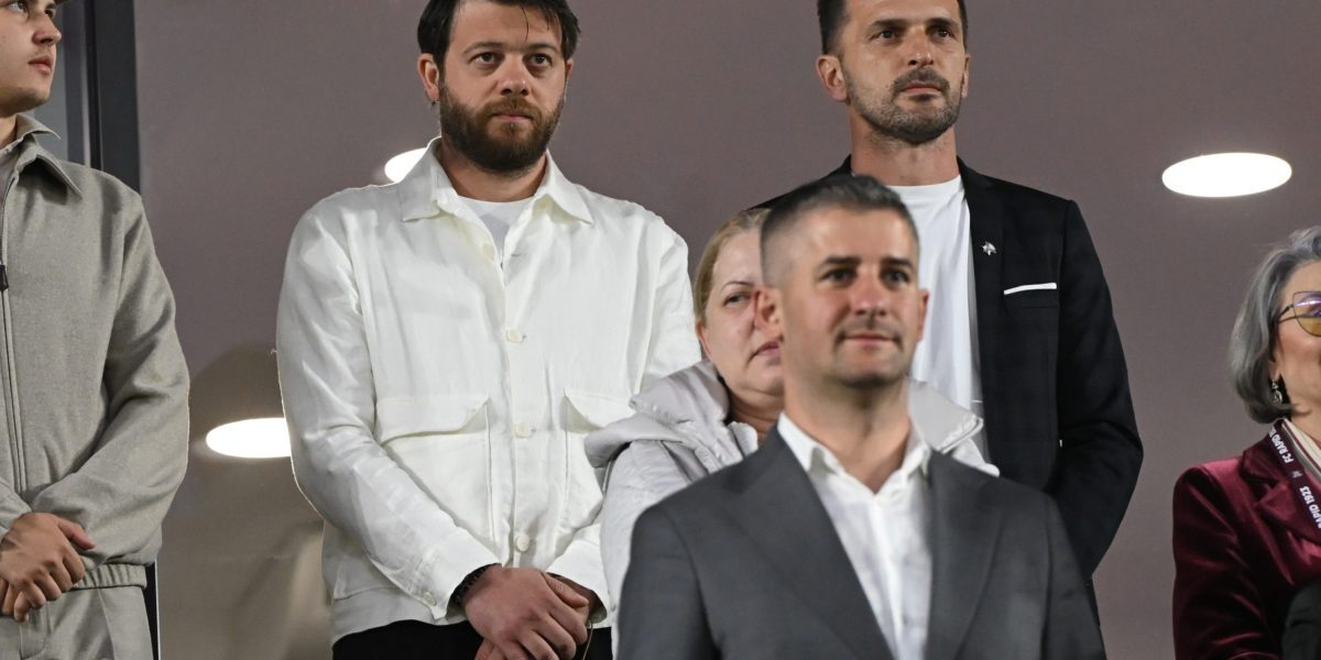 Rapid pregătește un transfer bombă! Angelescu confirmă plecări