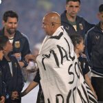 Messi în lacrimi: Bannerul interzis, imnul interupt