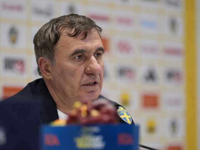 Gică Hagi a anunțat primul titular pentru Polonia