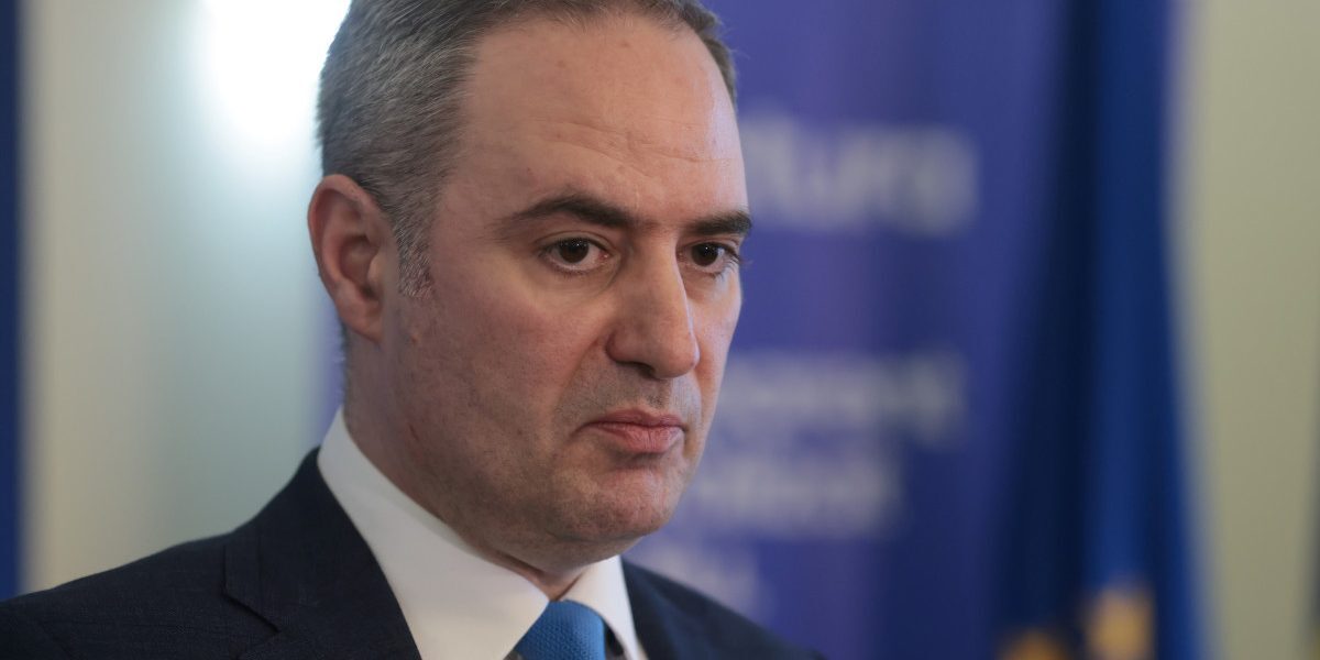 Nazare: Ratingul României, „BBB-” – un rezultat bun, dar nu e suficient